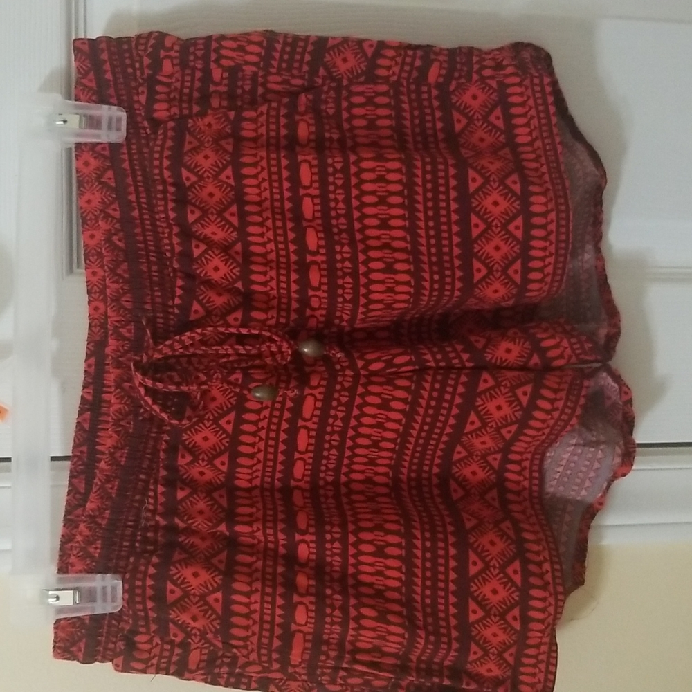 Old Navy Red Geometric Linen Shorts Size Small